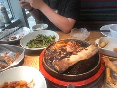 -蜜桃餐厅·伴山(湖滨商业街店)