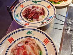 -张牌牌·东北烤肉小吃市集(金楠天街店)