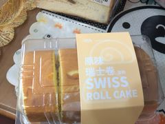 -红宝石·鲜奶小方·海派西点房(南丹店)