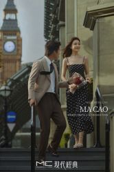 -现代经典婚纱摄影