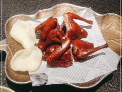 -蝴蝶里·粤菜·点心(滨江龙湖店)
