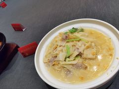 浓汤咸肉煮笋衣-悦秀·高级粤菜