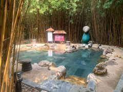 -森波拉火山温泉