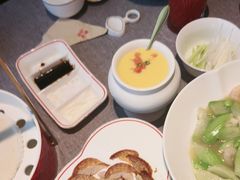 招牌香酥烤鸭-秀儿四九城·新京菜(亚运村鸟巢店)