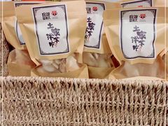 -吃饭皇帝大土家民族菜(正大广场店)