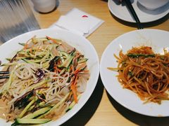 -关东小磨东北菜(上海长风大悦城店)