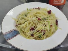 -湖南人家湘菜馆(镇江路店)