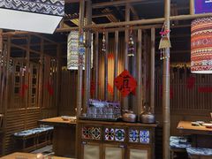 -洱火云南酸菜牛肉火锅(石景山当代商城店)