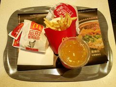 麦辣鸡腿堡金球版-麦当劳(北苑秋实路店)