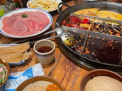 -周小明火锅(黑金冠社区店)