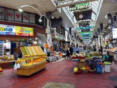 -西归浦每天偶来市场