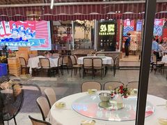 -刘姐啤酒鱼民族演艺餐厅(西街总店)