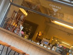 -三勾JJJ Burger&Coffee(梅溪湖店)