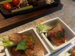 -穹六人间 people 6(岳阳路店)