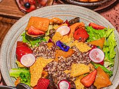 烤南瓜藜麦沙拉-La Terre乐田(万象城店)