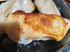 -黄阿姨锅贴大王(万航渡路店)