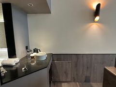 -上海虹桥中心爱琴海亚朵S酒店