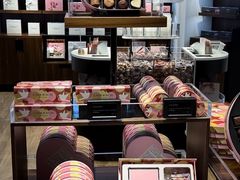 -Laderach 莱德拉(上海环贸iapm店)