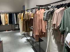 -URBAN REVIVO(七宝领展广场店)