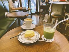 抹茶拿铁-月球咖啡retro