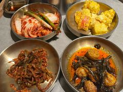 -草家酱蟹炭火烤肉店(珲春南路一店)