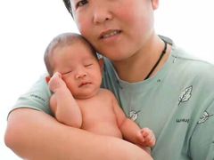 -爱月宝月嫂·育儿嫂(哈尔滨总店)