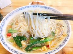 三鲜煮粉-邱芳粉店(伟星店)