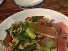 -临街徽菜馆·正宗黄山味