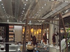 -亚特兰蒂斯-番红花海鲜自助餐厅·鲜活海鲜·小火锅