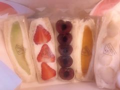 草莓三明治-Fruwich果明治(西单更新场店)