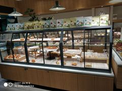面包甜点陈列柜-仟吉KenGee(21世纪店)
