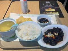 -老乡鸡(上海品尊国际中心店)