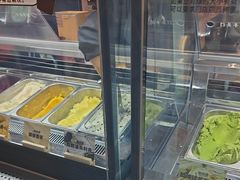 -极拉图·现制冰淇淋(大卫城店)