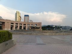 -泉城广场