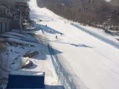 -亚布力新体委滑雪场