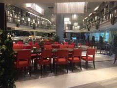 -上海滴水湖皇冠假日酒店