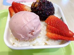 雪山草莓-满记甜品(城市生活广场店)