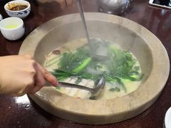 -抚仙湖野生菌石锅鱼(腾冲总店)