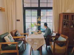 靠窗位-几静cafe(基湖店)