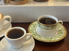 -Café Monson