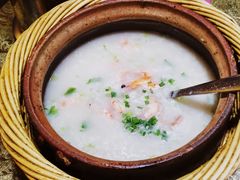 -蓝精灵饺子店
