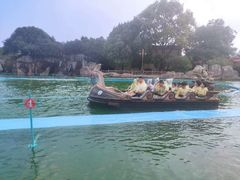 -七彩云南欢乐世界