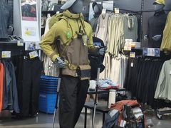 -迪卡侬(大英山店)