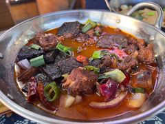 -临江餐馆二楼美食部落