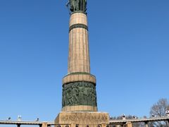 -人民防洪胜利纪念塔