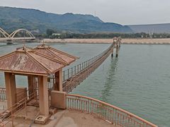 -黄河小浪底水利枢纽风景区