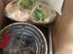 -星巴克(上海虹桥站2A检票口)