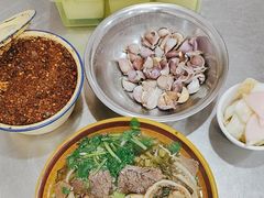 -花溪牛肉粉(八鸽岩店)