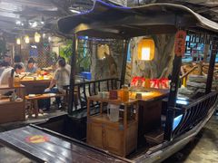 -城墙拐拐火锅(三峡广场黑金冠店)