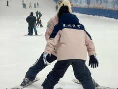 -乔波室内滑雪场